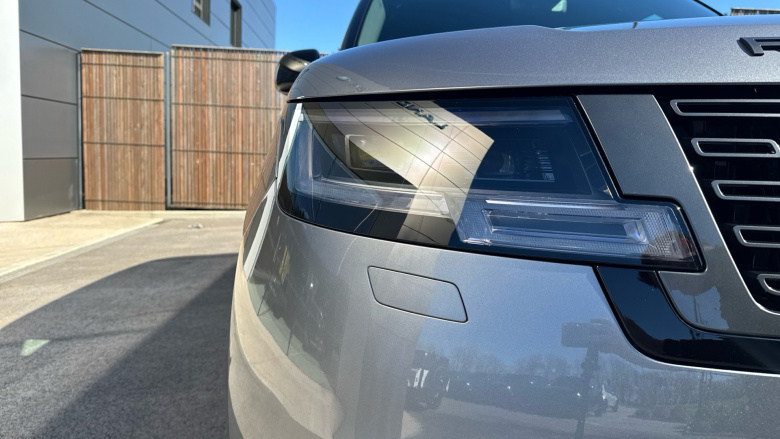 Land Rover Range Rover 3.0 D300 Autobiography 4dr Auto Diesel Estate